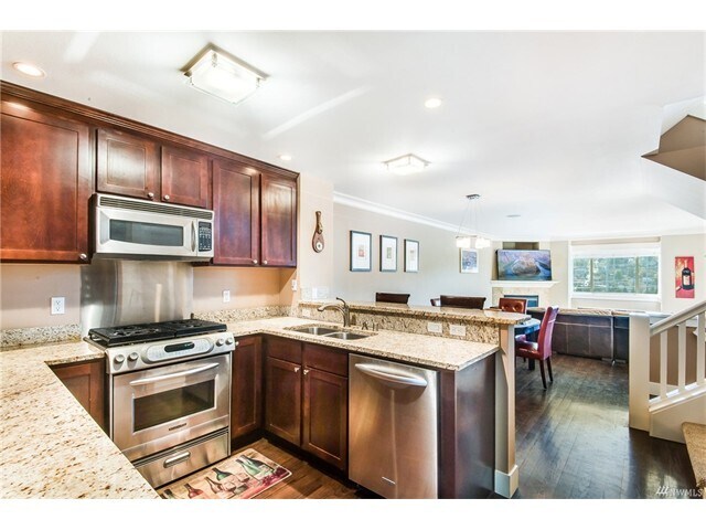 Building Photo - 2819 14th Ave W