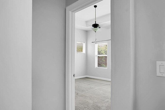 Building Photo - 345 Fox Ridge Ln
