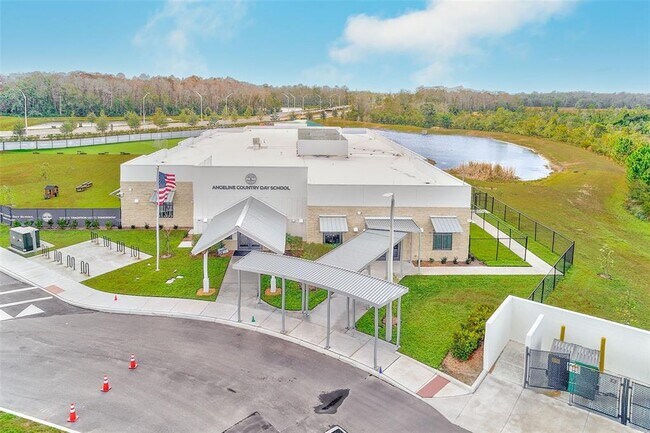 Building Photo - 11130 Crescent Deer Dr