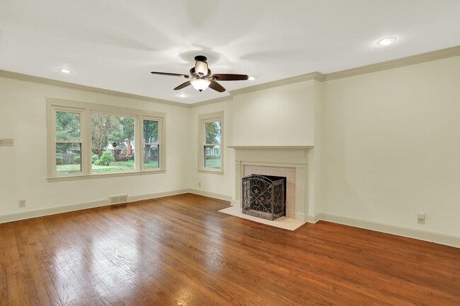 Building Photo - 3607 Highland Park Pl