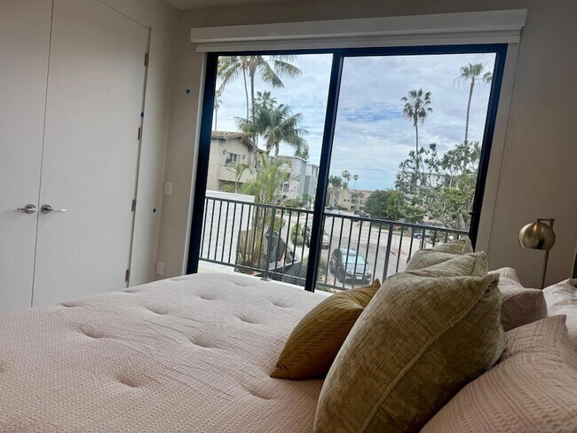 Building Photo - 8168 Paseo Del Ocaso