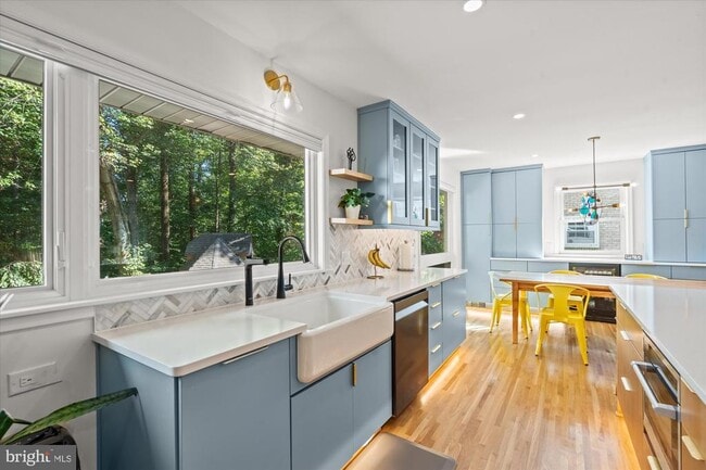 Building Photo - 6123 Beech Tree Dr