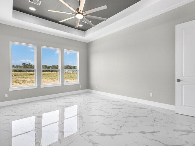 Building Photo - 3135 Kermes Dr