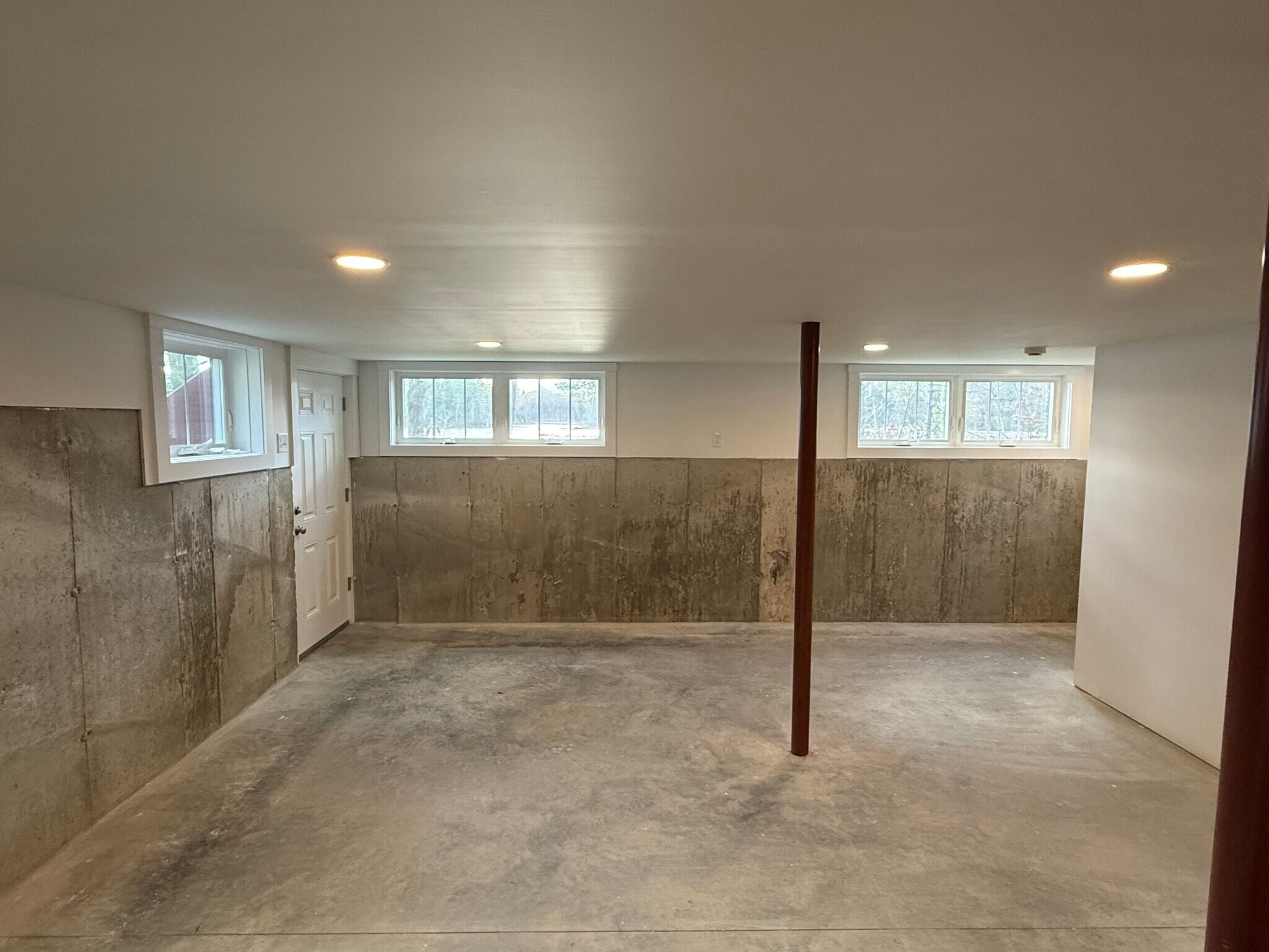 Building Photo - 14 Big Rock Ln