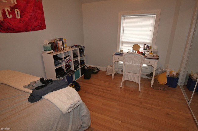 Building Photo - 7 br, 4 bath House - 718 Arbor St