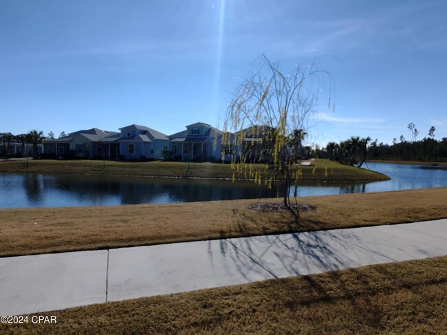 Building Photo - 8624 Conch Shell Ct