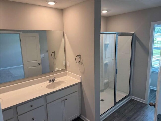 Building Photo - 312 Grey Falcon Ave