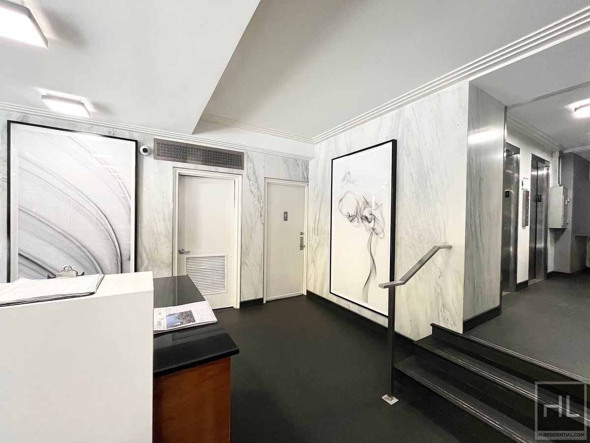 Building Photo - EAST 35 STREET