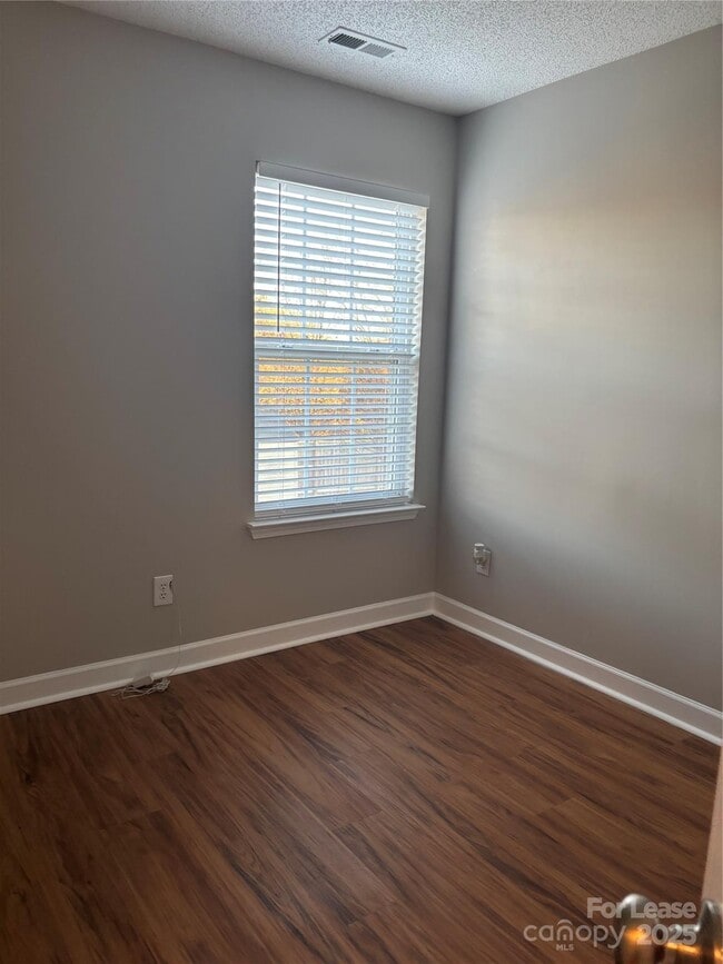 Building Photo - 14104 Bernardy Ln