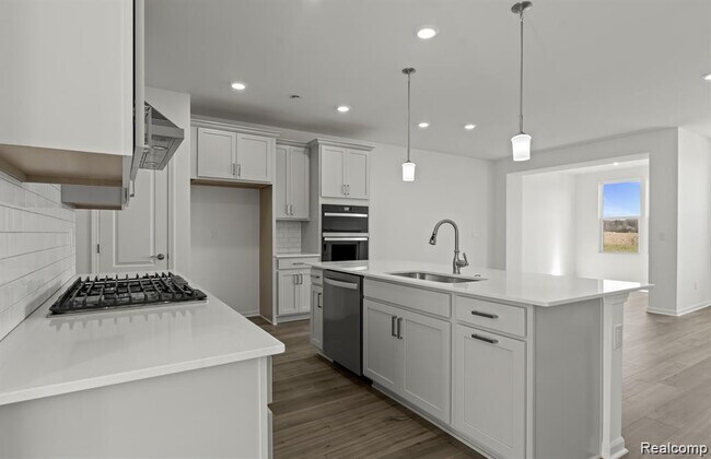 Building Photo - 5570 E Spaniel Dr