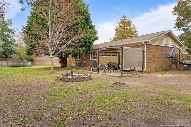 Building Photo - 707 Zircon Ct