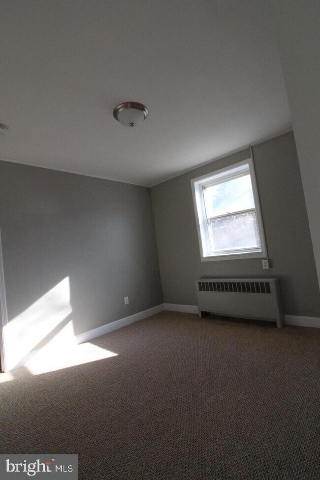 Building Photo - 7823 Denton Ave