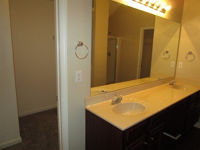 Building Photo - 7250 Cavender Dr SW