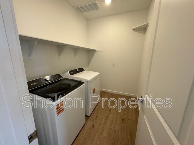 Building Photo - 15874 W Gray Fox Trl