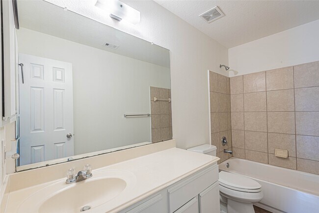 Building Photo - 16836 Northern Flicker Trail