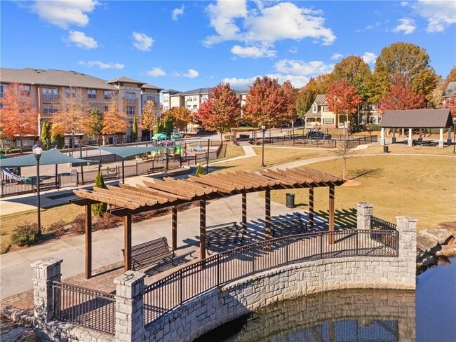 Building Photo - 1961 James Red Moore Blvd