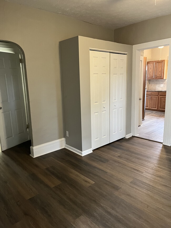 Building Photo - 1670 3rd St