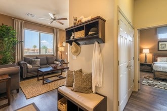 Building Photo - Avilla Deer Valley