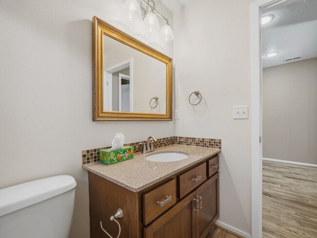 Building Photo - Spacious Unfurnished Home in Liberty Lake | Modern Living in a Prime Location