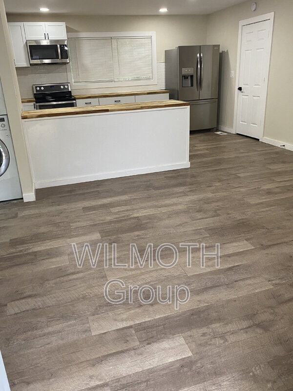 Building Photo - 8515 Georgiana Ln