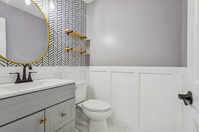 Building Photo - Quiet Coastal VA Yorktown Rental Near Bases