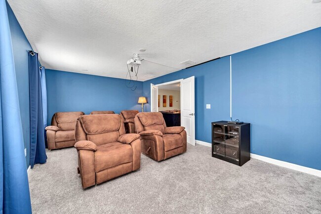 Building Photo - 9032 Stinger Dr