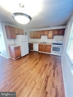 Building Photo - 419 Harwood Pl