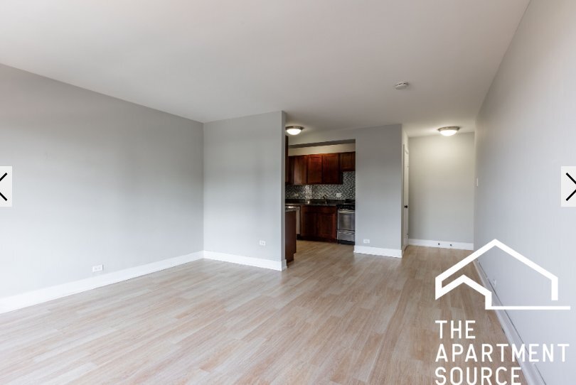 Building Photo - 445 W Wellington Ave