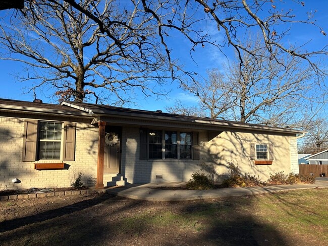 Building Photo - 895 Marion Anderson Rd