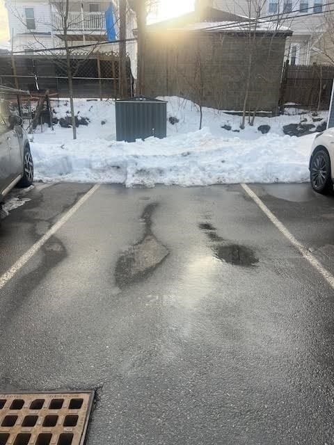 Building Photo - 42R Olney St