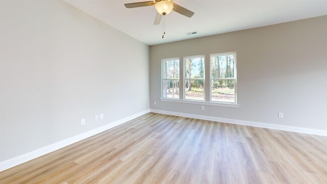 Building Photo - 1032 Moen Lp