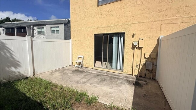 Building Photo - 106 Booth Ln