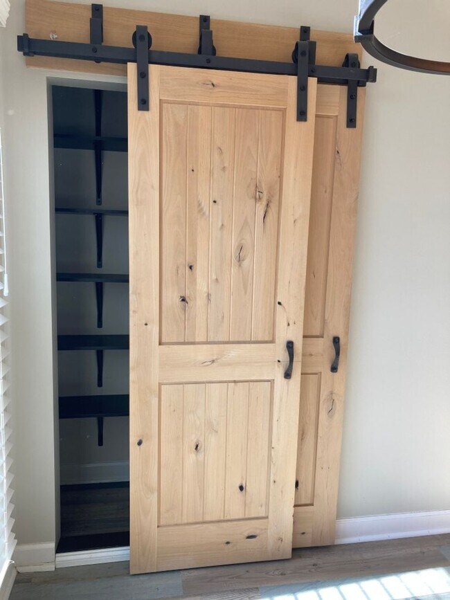 Building Photo - Lebanon Home in Summer Crest