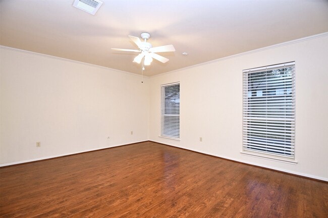 Building Photo - 1814 Cherry Bend Dr