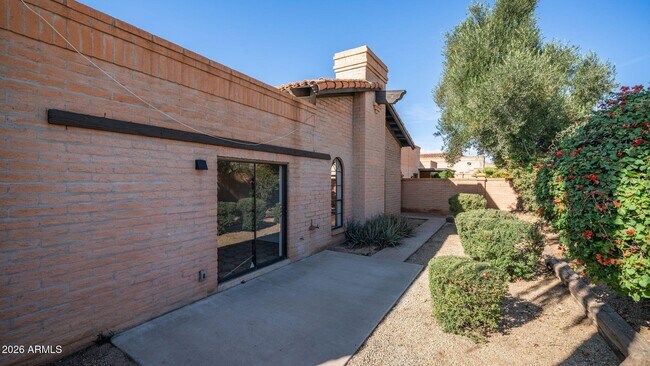 Building Photo - 6833 N 18th St