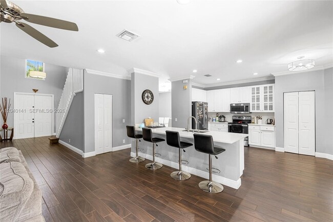 Building Photo - 4228 Laurel Ridge Cir