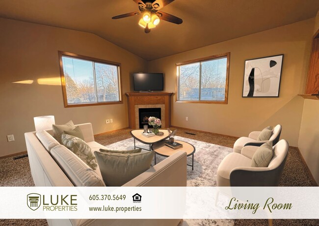 Building Photo - 4600 S Holbrook Ave