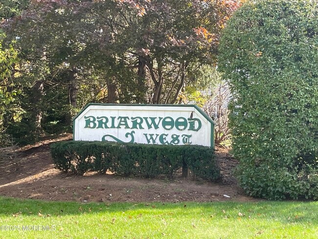 Primary Photo - 716 Zlotkin Cir