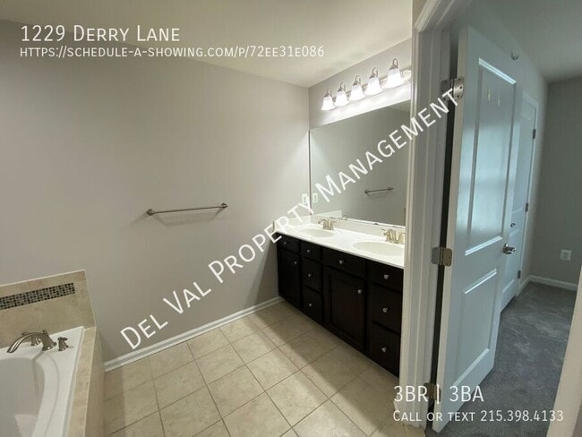 Building Photo - 1229 Derry Ln