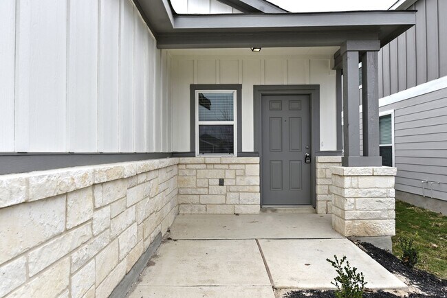 Building Photo - Gorgeous one story home!  3 bedrooms  | 2 ...