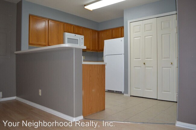 Building Photo - 1 br, 1 bath House - 122 Whalen Ave. #22