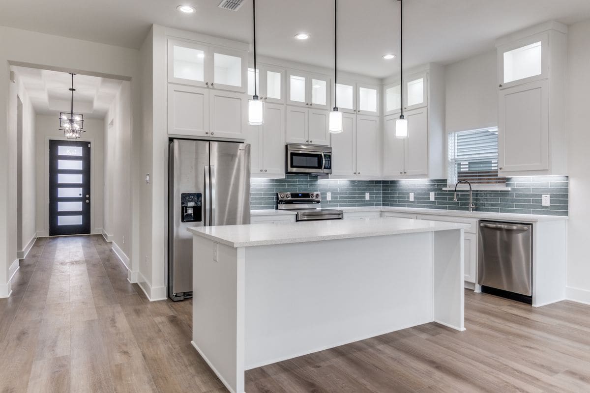 Building Photo - 2534 Southland St