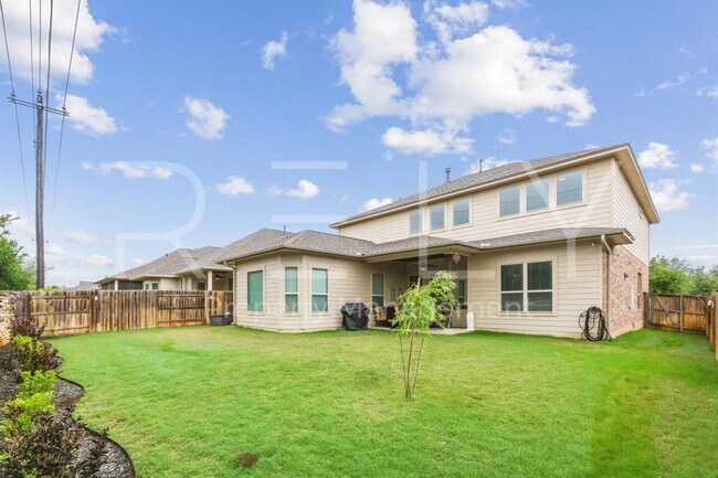 Building Photo - 240 Cross Timbers Dr