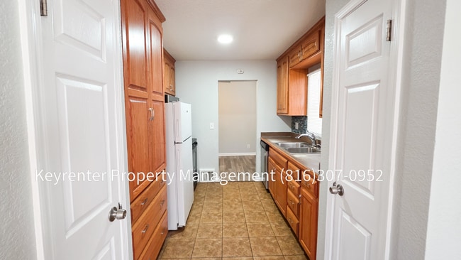 Building Photo - For Rent – 1817 E 27th St