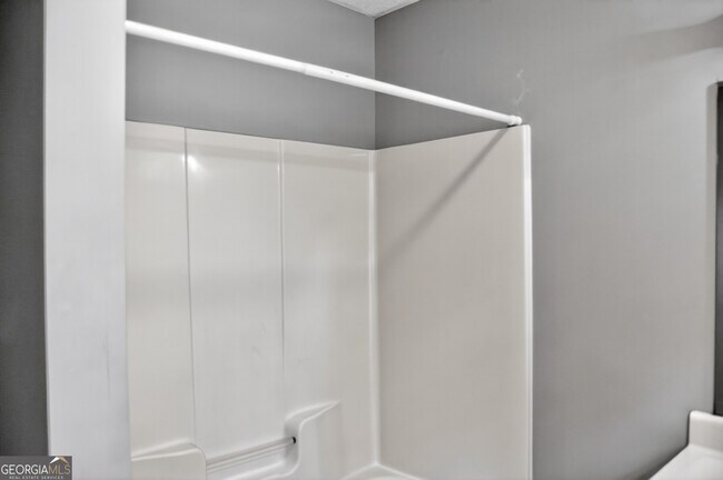 Building Photo - 1961 Karen Cir