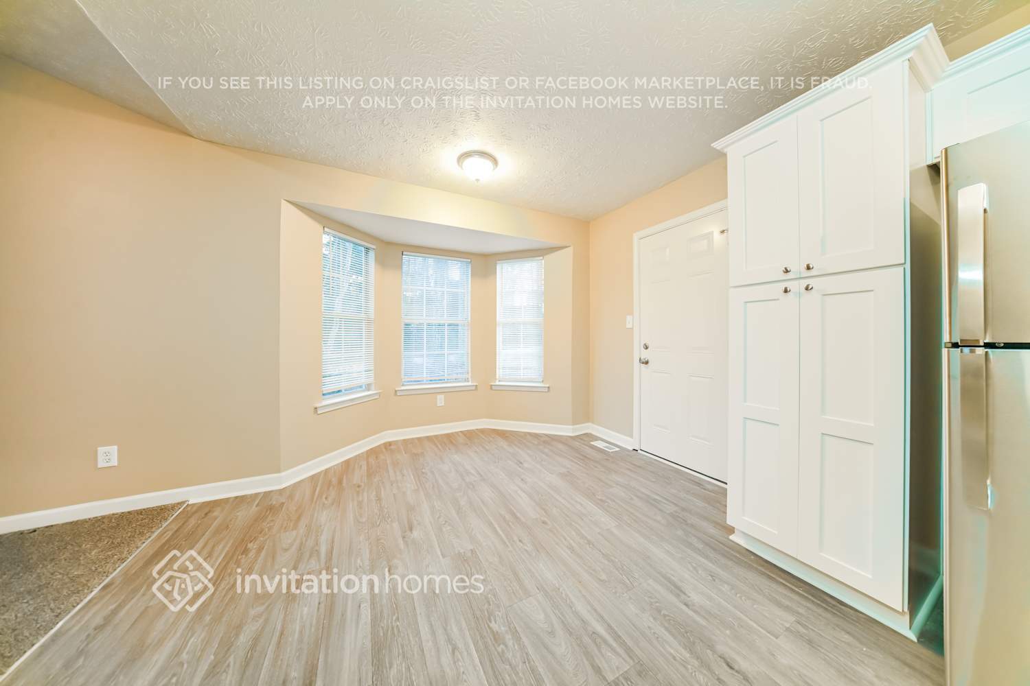 Building Photo - 12 Hale Haven Dr