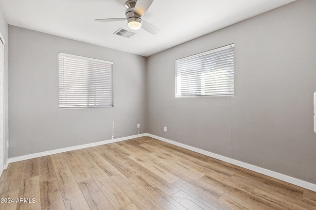 Building Photo - 1832 E Campbell Ave