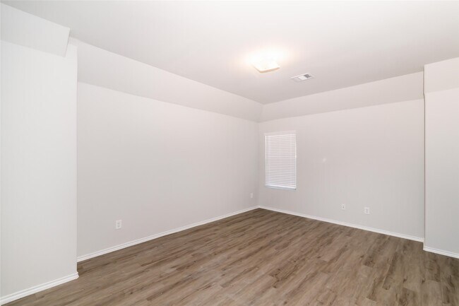 Building Photo - 8518 Oak Grove Church St
