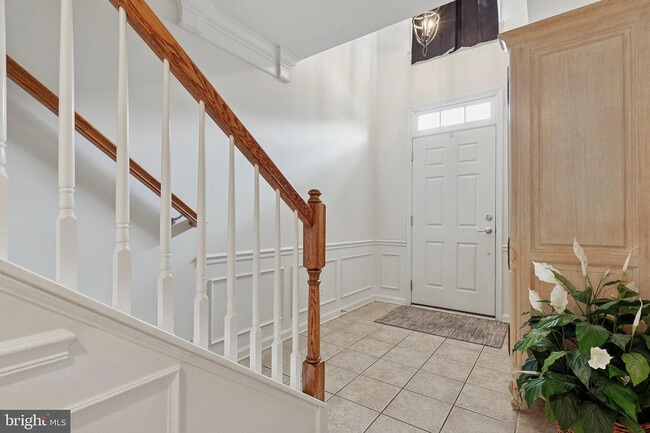 Building Photo - 204 Hudson Dr