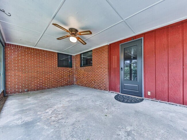 Building Photo - 5480 Burgess Dr